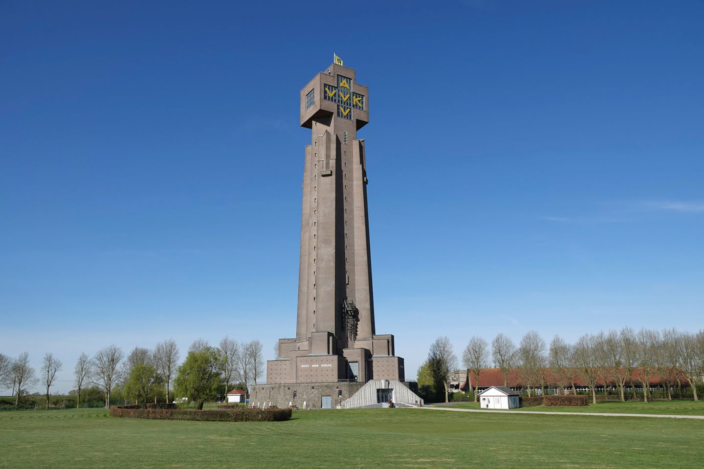 De Ijzertoren Diksmuide